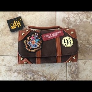 NWT - Harry Potter Wallet clutch purse